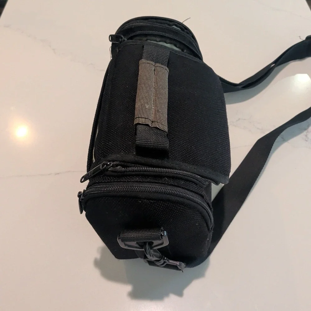 Case Logic 11 inch camera bag multi compartment with shoulder strap 11x5x7